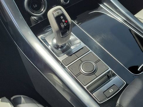 Used 2022 Land Rover Range Rover Sport SVR AWD/4WD image 27