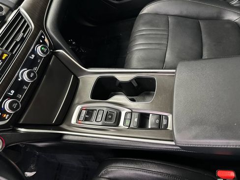 Used 2022 Honda Accord Touring image 31