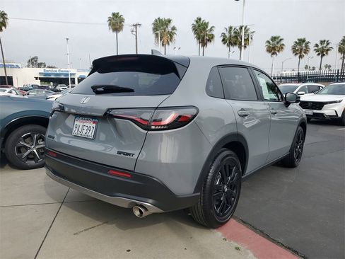 Certified 2026 Honda HR-V Sport image 5