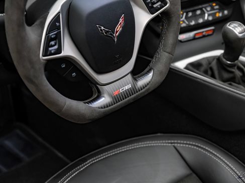 Used 2019 Chevrolet Corvette Z06 RWD image 53