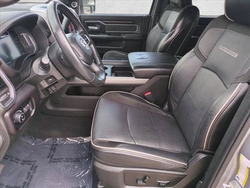 Used 2024 RAM 2500 Laramie w/ Night Edition AWD/4WD image 15