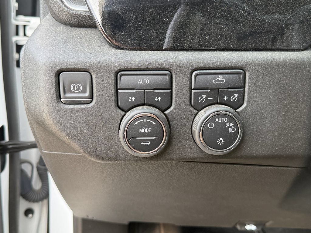 Used 2023 Chevrolet Silverado 1500 LT w/ Work Truck Package AWD/4WD image 19