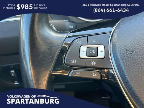 Used 2019 Volkswagen Tiguan SE image 21