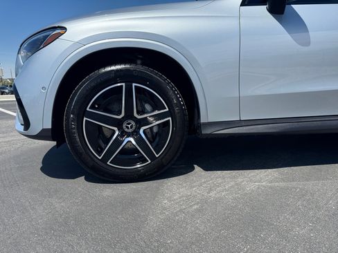 Used 2026 Mercedes-Benz GLC 300 4MATIC image 9