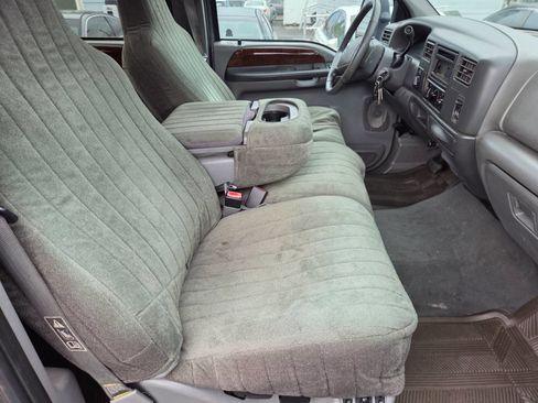 Used 2003 Ford F250 XLT image 11