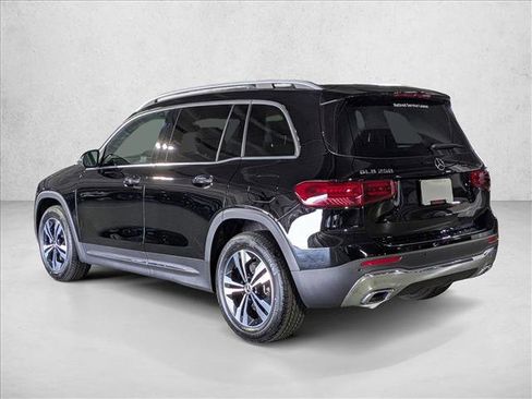 Used 2025 Mercedes-Benz GLB 250 image 7