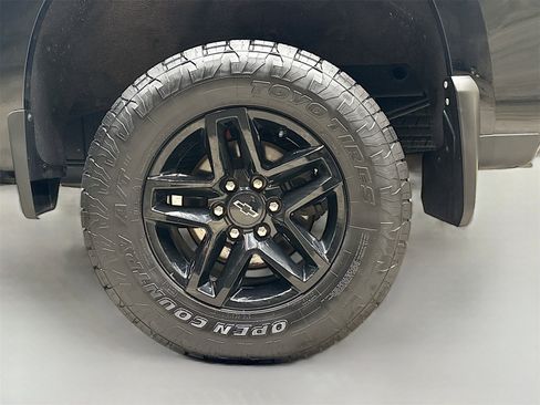 Used 2021 Chevrolet Silverado 1500 LT Trail Boss w/ Bed Protection Package image 31