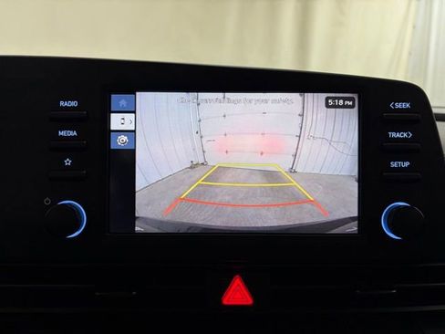 Used 2025 Hyundai Elantra Sport FWD image 33