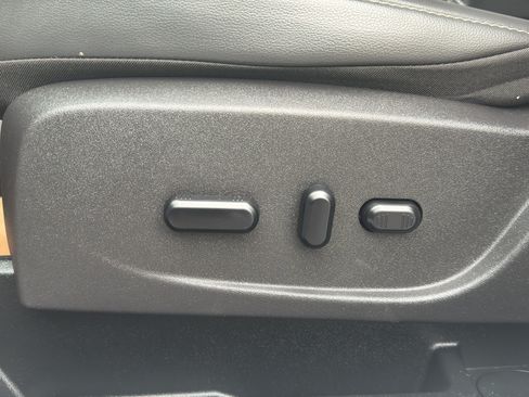 Used 2019 Ford Escape SEL AWD/4WD image 15