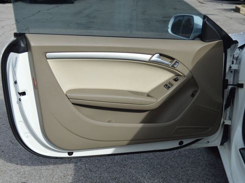 Used 2011 Audi A5 2.0T Premium image 15