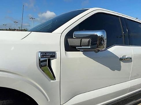 New 2025 Ford F150 Lariat w/ Equipment Group 502A High AWD/4WD image 17