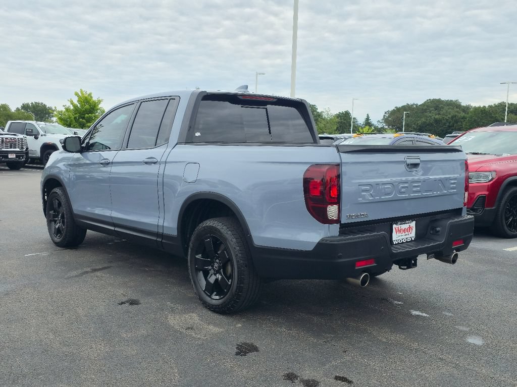 Used 2025 Honda Ridgeline Black Edition image 8
