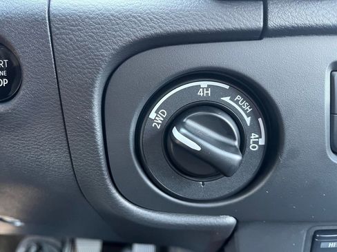 New 2026 Nissan Frontier PRO-4X w/ Pro-4x Convenience Package image 25