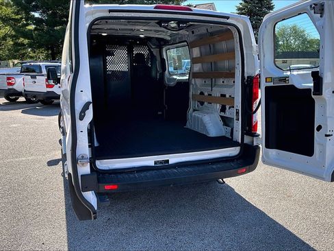 Used 2023 Ford Transit 250 Low Roof AWD w/ Exterior Upgrade Package image 16