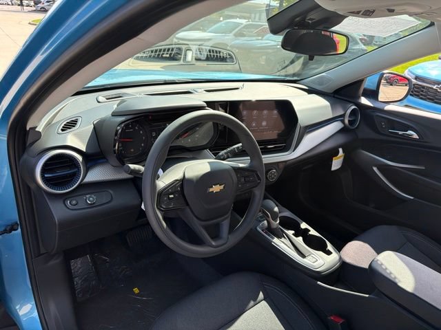 New 2026 Chevrolet Trax LS w/ LS Convenience Package FWD image 13