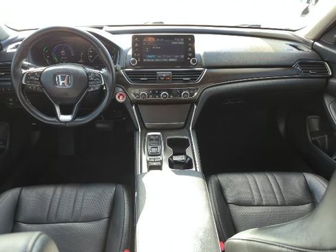 Used 2022 Honda Accord Touring image 7