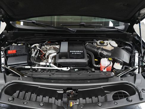 Used 2025 GMC Yukon XL Denali Ultimate AWD/4WD image 35