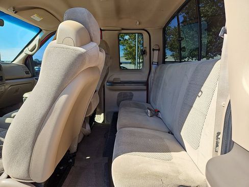 Used 2001 Ford F250 4x4 SuperCab Super Duty image 10