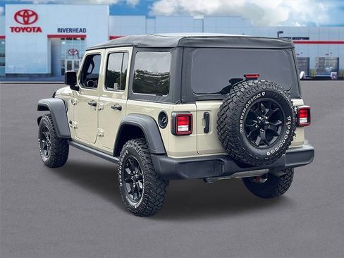 Used 2022 Jeep Wrangler Unlimited Sport image 4