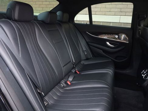 Used 2019 Mercedes-Benz E 300 image 25