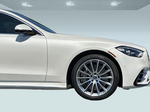 Certified 2023 Mercedes-Benz S 500 4MATIC image 18