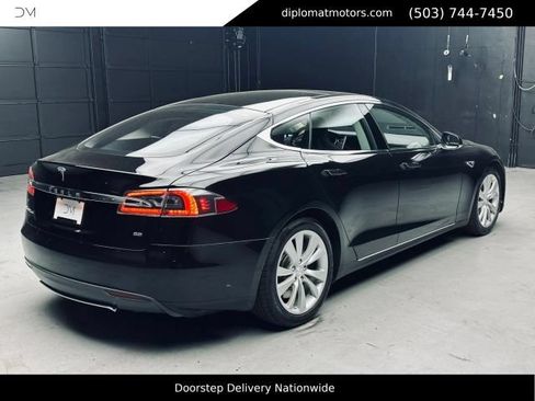Used 2014 Tesla Model S RWD image 7