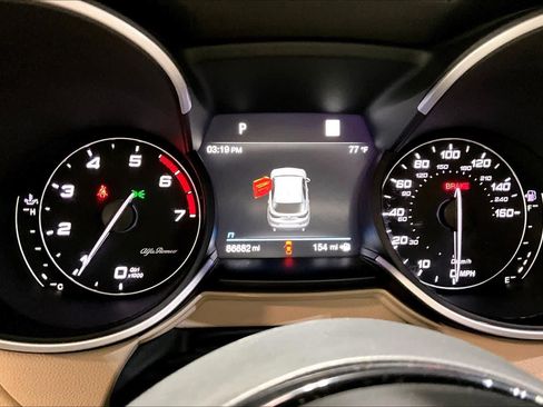 Used 2020 Alfa Romeo Stelvio Ti Lusso AWD/4WD image 26