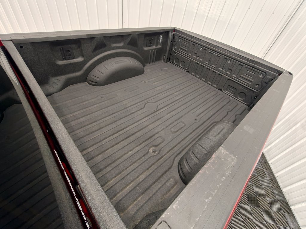 Used 2024 Ford F250 Lariat w/ Sport Appearance Package AWD/4WD image 31