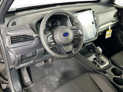 Used 2025 Subaru Forester Limited image 7