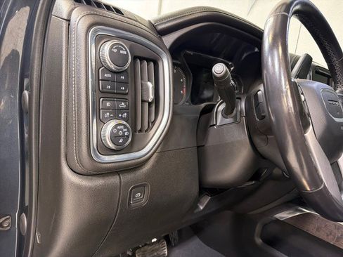 Used 2022 GMC Sierra 2500 Denali image 16