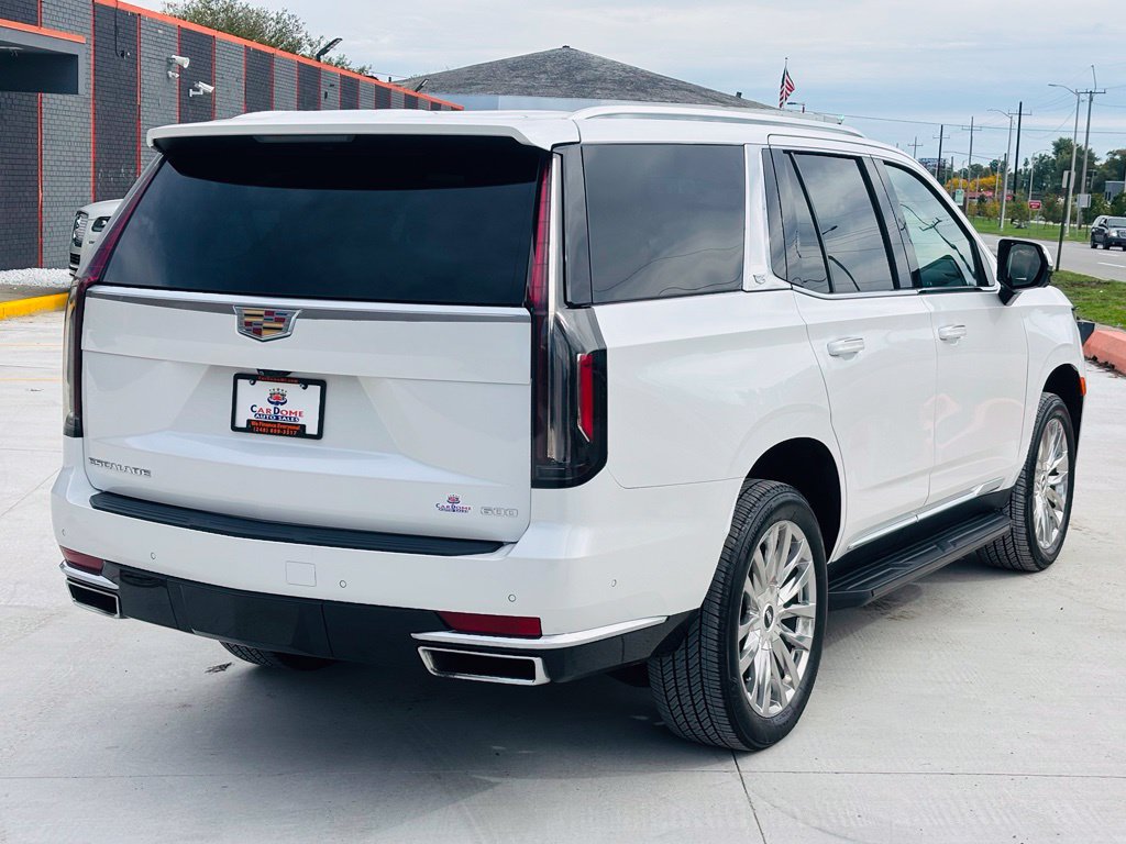 Used 2021 Cadillac Escalade Premium Luxury AWD/4WD image 7