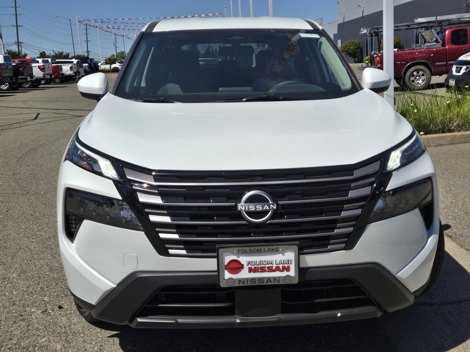 New 2026 Nissan Rogue SV FWD image 2