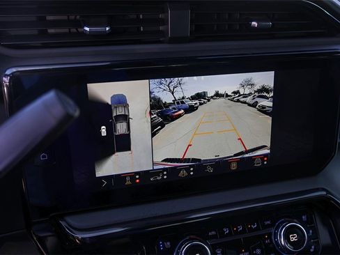 Used 2024 GMC Sierra 3500 AT4 w/ AT4 Premium Plus Package image 20