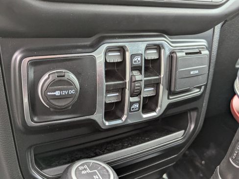 Certified 2022 Jeep Wrangler Unlimited Sport image 22