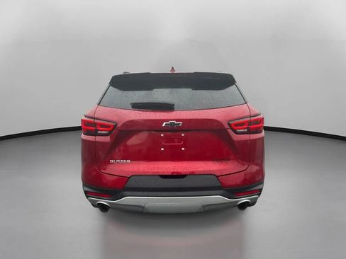 Used 2023 Chevrolet Blazer LT FWD image 11