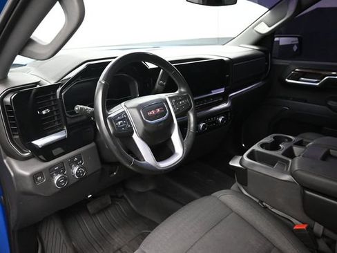 Used 2023 GMC Sierra 1500 Elevation w/ LPO, Elevation Black Package AWD/4WD image 16