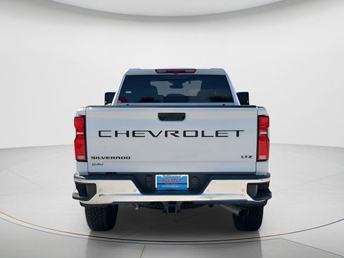 Used 2026 Chevrolet Silverado 2500 LTZ w/ LTZ Plus Package AWD/4WD image 13