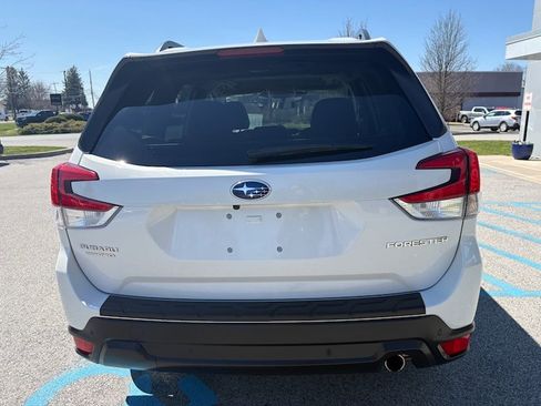 Used 2022 Subaru Forester Limited image 5