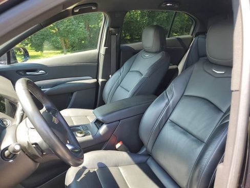 Used 2023 Cadillac XT4 Premium Luxury w/ Cold Weather Package FWD image 5