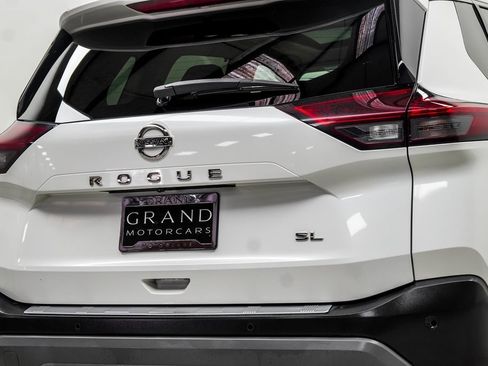 Used 2021 Nissan Rogue SL image 13