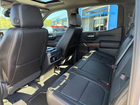 Used 2019 Chevrolet Silverado 1500 High Country w/ Technology Package image 37