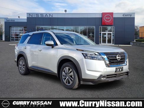 New 2025 Nissan Pathfinder SV w/ SV Premium Package image 1