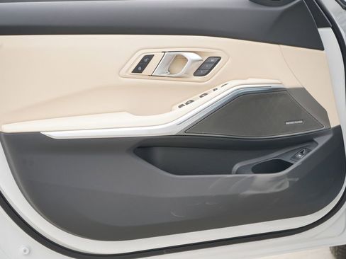 New 2026 BMW 330i Sedan w/ Premium Package image 10