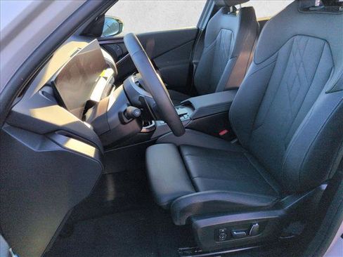Used 2025 BMW X3 xDrive30i w/ Premium Package image 15