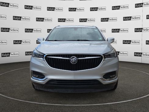 Used 2019 Buick Enclave Essence FWD image 8