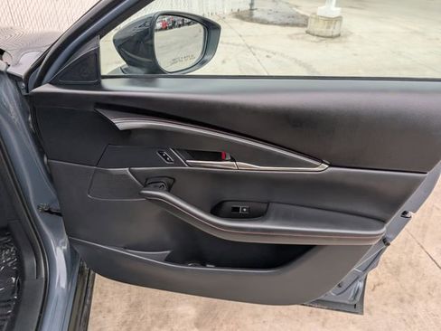 Used 2025 MAZDA CX-30 AWD 2.5 S w/ Preferred Package image 33