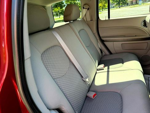 Used 2008 Chevrolet HHR LT w/ Enhanced Safety Package FWD image 36