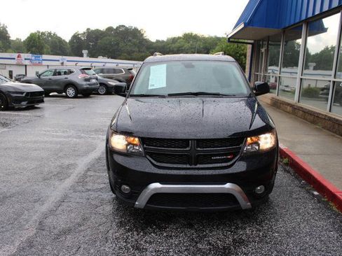 Used 2020 Dodge Journey Crossroad FWD image 2