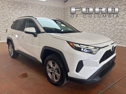 Used 2023 Toyota RAV4 XLE AWD/4WD image 1