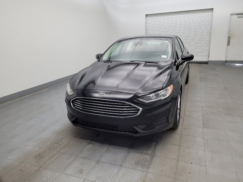 Used 2020 Ford Fusion SE image 15